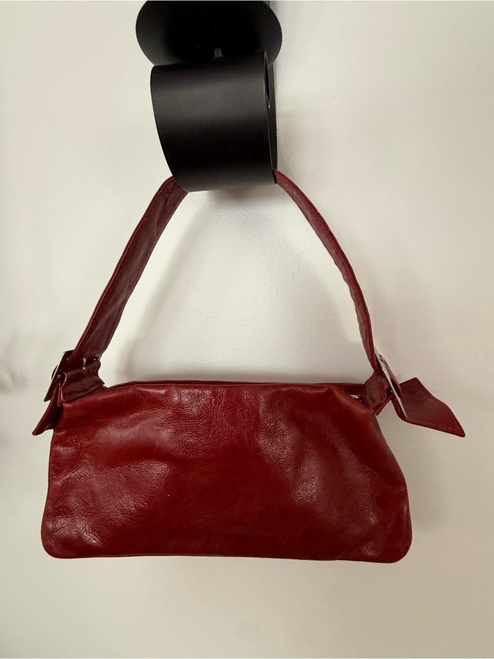 Classic Red Leather Shoulder Bag made in italy
